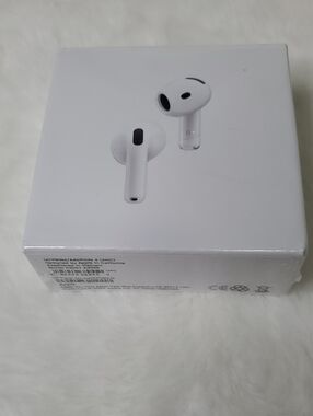 Apple True Wireless Earbuds in White with Charging Case
